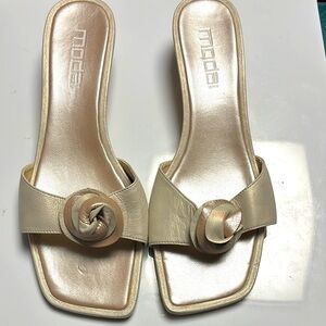 Vintage, New Moda Leather Kitten Heels, Size 11